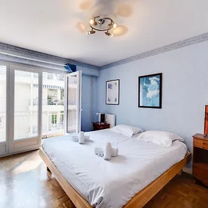 85 M2, Calme , Parking, Centre , Aix-les-Bains France